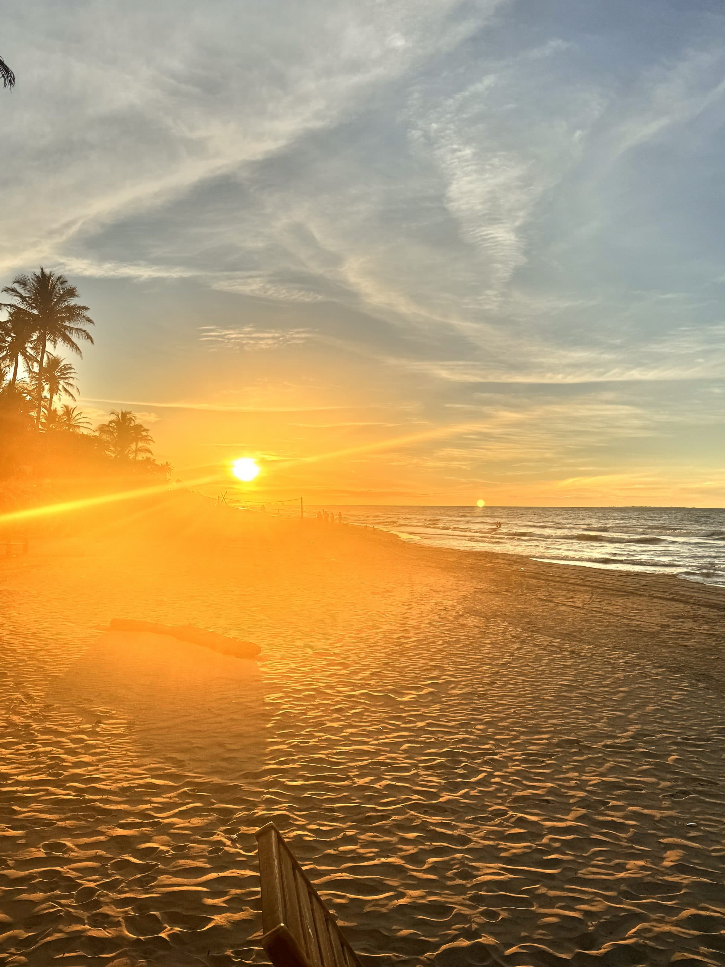Atardecer junto al kiosco de la playa